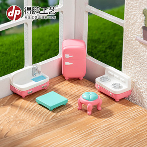 Ensemble de meubles miniatures Dp, échelle 1:12, style dessin animé, décoration de maison de poupée en résine, série rose - Product Image 3