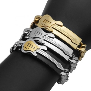 Pulseras de Cadena Cubana con Diseño de Guitarra, Joyería de Acero Inoxidable, Color Dorado, Precio al por Mayor - Product Image 1