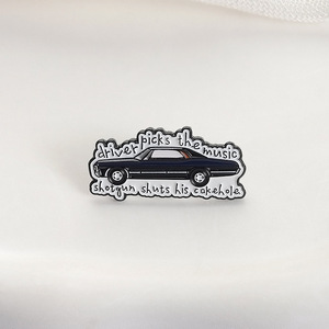 Pins de esmalte para coche <span class=keywords><strong>Supernatural</strong></span>, Broche 'El conductor elige la música' para mochilas, Pins de solapa con símbolo anti-posesión - Product Image 1