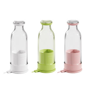 Tiktok Venda Quente BPA Livre À Prova De Vazamento Multifuncional Portátil Mini Liquidificador Elétrico Food Grade Plástico USB Frutas Juicer - Product Image 1