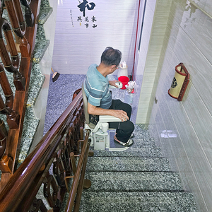 <span class=keywords><strong>Montascale</strong></span> <span class=keywords><strong>a</strong></span> Trazione in Acciaio Rinforzato per Anziani/Disabili, Uso Interno/Esterno, per Scale Diritte/Curve/Scale <span class=keywords><strong>a</strong></span> <span class=keywords><strong>Chiocciola</strong></span> - Product Image 6