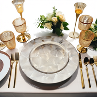 Assiettes de Présentation Dorées en Plastique de 13 Pouces, Couleurs Personnalisées, Vente en Gros Usine, Durables, Vaisselle de Mariage Moderne en Gros