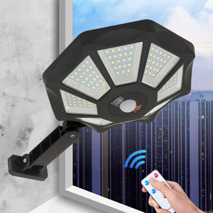 Nuovo Lampione LED a Energia <span class=keywords><strong>Solare</strong></span> <span class=keywords><strong>con</strong></span> Sensore di Movimento Certificato IP65 per Uso Esterno - Product Image 1