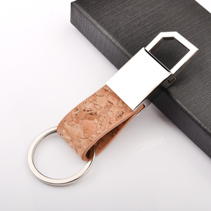 Nouveau Design petit cadeau créatif <span class=keywords><strong>porte</strong></span>-clés de voiture en métal pour hommes <span class=keywords><strong>porte</strong></span>-clés de voiture personnalisé de <span class=keywords><strong>luxe</strong></span> en <span class=keywords><strong>cuir</strong></span> pu <span class=keywords><strong>porte</strong></span>-clés en <span class=keywords><strong>cuir</strong></span> vierge - Product Image 4