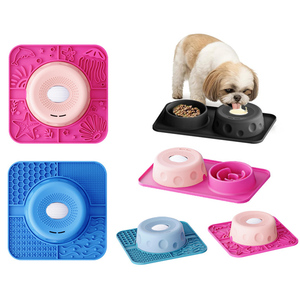 Bol à lécher anti-déversement en silicone pour chien avec ventouse, plateau détachable, tapis à lécher combiné, mangeoire lente et jouet d'enrichissement - Product Image 1