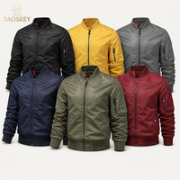 Blouson Bomber Homme Hiver 2025 en Gros, Style Urbain, Imprimé Personnalisé, Toile de Haute Qualité, Col Montant, Fermeture Éclair, Imperméable