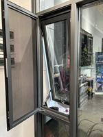 Cadre en alliage d'aluminium de conception moderne personnalisé écran pliant en acier inoxydable suspendu à battant Type de rideau à persiennes