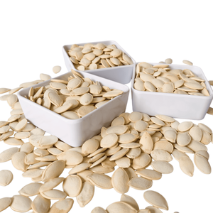 Graines de citrouille séchées naturelles de haute qualité, saines et faciles à consommer, vendues en usine, pour se détendre - Product Image 2