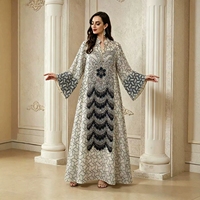 Abaya musulmane pour femmes, robe longue en maille brodée, col montant, manches évasées, tenue islamique traditionnelle, tenue modeste pour femmes