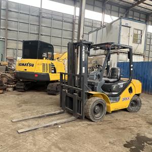 รถยก FD30 Komatsu มือสองรถยกดีเซล FD30มือสองประสิทธิภาพสูง - Product Image 3