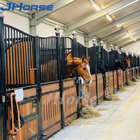 JHorse - Conception personnalisée - Écuries préfabriquées - Garde-corps pour boxes équestres - Écuries à vendre