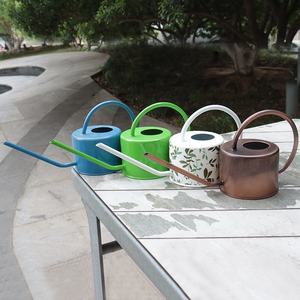 1.2 एल लंबे स्पैट तांबे के बगीचे के पानी के डिब्बे जस्ती धातु के पानी के डिब्बे आसानी से इनडोर घर के रोपण के लिए कर सकते हैं। - Product Image 6