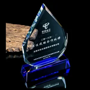 Trophée en cristal gravé sur mesure de haute qualité sur le thème de l'amour, plaque en verre premium, artisanat en cristal unique - Product Image 3