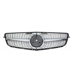 Magnifique Décoration de Gril Avant de Voiture Calandre Maille Noire 2008-14 pour Mercedes W205 Vente au Nigeria - Product Image 2