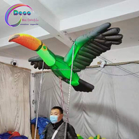 Costume de marche gonflable d'oiseau de défilé Costume gonflable de toucan avec la lumière menée