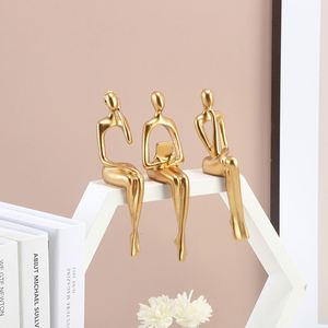 Statues en résine de haute qualité, dorées, décoration moderne pour la maison, décoration d'étagère, cadeaux de déménagement pour amis et famille, décoration intérieure - Product Image 3