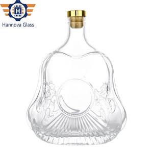Bouteille en <span class=keywords><strong>verre</strong></span> en forme de gourde plate de 1 litre d'usine pour brandy XO de qualité supérieure avec motif gravé et bouchon doré - Product Image 6
