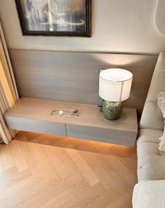 Support de lit autoportant, table de chevet individuelle personnalisée, ensembles de meubles de chambre à coucher au design personnalisé - Product Image 5