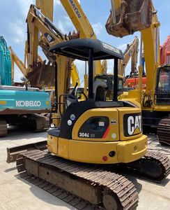 Excavatrice sur chenilles miniature Caterpillar CAT304 d'occasion, 4 tonnes, certifiée CE, moteur en excellent état, modèle 2024, Japon - Product Image 2
