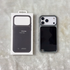 Funda Protectora Original de la Marca Trendy para IP17 Pro/17promax con Botones Transparentes y Superficie Brillante de PC + Panel Trasero - Product Image 5