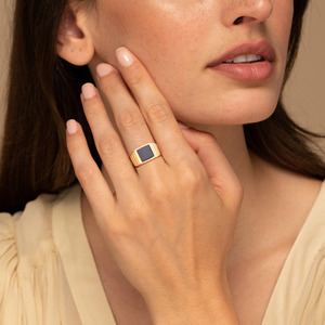Wholesale Stylish <strong>Men's</strong> Stainless Steel 18K <strong>Gold</strong> IP Tone Geometric Black Onyx Signet <strong>Rings</strong>