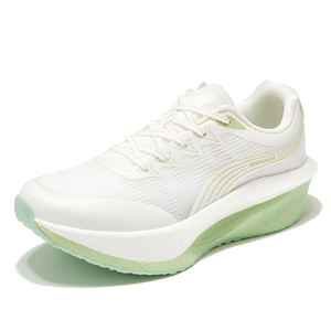 Scarpe da Corsa Firmate Leggere di Alta Qualità in Rete per Maratona e Scatto Veloce per Uomo e Donna con Piastra in Carbonio - Product Image 1