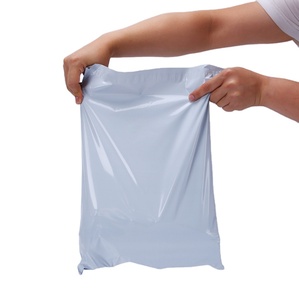Tự dính polybag Giao hàng Bưu Chính polymailer túi trung Quốc Nhà Máy Giá Matte Đen poly Túi bưu phẩm màu xanh lá cây gửi thư Túi chấp nhận - Product Image 4
