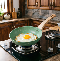 Poêle à frire antiadhésive en aluminium tendance avec revêtement céramique et manche en bois, capacité 1-2L, compatible induction, pour œufs et omelettes
