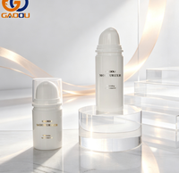 Flacon pompe sans air en plastique PP blanc de luxe vide de 15 ml, 30 ml, 50 ml, 100 ml avec logo imprimé pour l'emballage de lotion, crème et soins de la peau