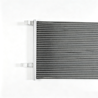 Pièces automobiles Système de refroidissement Condenseur en aluminium OEM CNHC15-19710-AA Modèle FLA499 Garantie 1 an pour JMC Teshun N520 Diesel Van