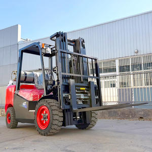 YuDing CPC-<span class=keywords><strong>20</strong></span> 2-tons compacte dieselheftruck - AWD massieve banden drietrapsmast zuinige motor voor binnen/buiten gebruik - Product Image 1