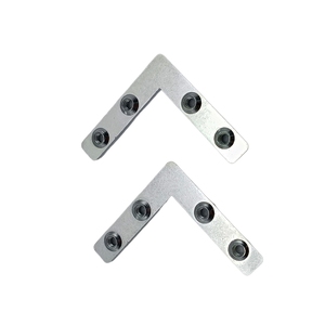 Support d'angle en aluminium de 10 mm, connecteur à 4 trous avec rainure intégrée, support de fixation triangulaire - Product Image 1