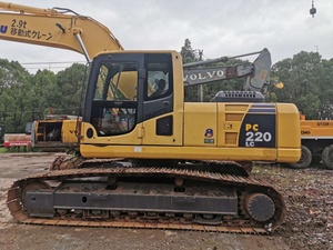 Excavatrice hydraulique Komatsu PC200-8 d'occasion, composants japonais d'origine, roulement, pompe, moteur, boîte de vitesses, modèle 2018, puissance 175 kW - Product Image 3