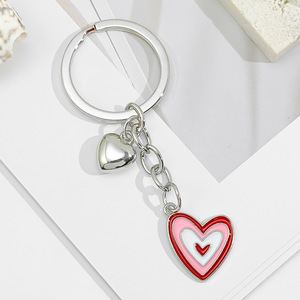 Mengda Accessorio per Gioielli Fai-da-Te per San Valentino, Ciondolo a Forma di Cuore Arcobaleno in Lega con Smalto, Portachiavi, Ornamento, Regalo - Product Image 6