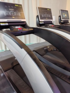 Dernière Tendance : Tapis de Course de Fitness avec Écran LCD et Moteur Intégré pour Exercice en Intérieur - Product Image 3