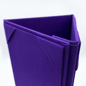 Soportes de mesa triangulares de lino morado de alta calidad para menús, soportes magnéticos para postres, soportes de mesa tipo carpa para tarjetas - Product Image 3