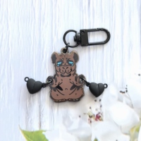 Porte-clés personnalisé au design mignon, plaqué nickel noir, émail dur, avec aimants en forme de cœur, assorti pour les couples