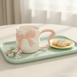 <span class=keywords><strong>Tasse</strong></span> en céramique Hengfei avec poignée nœud papillon mignonne, motif dessin animé blanc et rouge, design classique, origine Fujian, <span class=keywords><strong>tasse</strong></span> à café pour <span class=keywords><strong>femme</strong></span>, Saint-Valentin - Product Image 3