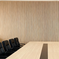 Panneau acoustique flexible certifié en lattes de bois avec feutre, placage MDF, support PET, TUV, pliable, enroulable, insonorisant, pour mur, incurvé