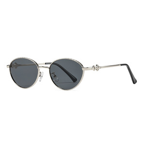 Nouvelles lunettes de soleil ovales pour femmes, monture métallique noire, protection UV400, type 3, style urbain - Product Image 3