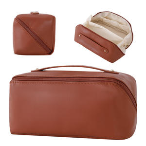 Bolsa de Maquillaje de Cuero PU de Gran Capacidad, Estuche Cosmético Portátil de Viaje con Múltiples Compartimentos y Forro Impermeable, Perfecto - Product Image 4