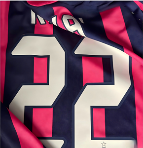 เสื้อฟุตบอลทีมเยือนแบบเรโทรของเอซีมิลานที่ปรับแต่งได้ - รุ่นนักเตะและแฟนบอลของคาค่า ยามาลส์ ผลิตจากโพลีเอสเตอร์ 100% - Product Image 2