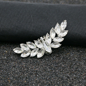 Eleganti fermagli per scarpe a forma di ala d'angelo con strass, decorazioni rimovibili per tacchi alti, accessori per scarpe da sposa da donna - Product Image 3