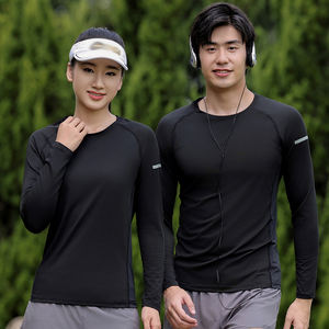 Chemise à manches longues pour hommes à contrôle thermique de compression pour l'entraînement idéal pour le temps froid - Product Image 3