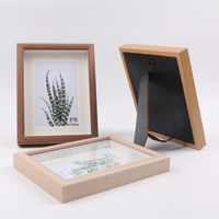Cadres photo en bois naturel créatifs pour la présentation de spécimens végétaux et des peintures à l'huile pour enfants