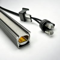Barre LED linéaire anti-reflet à surface maillée noire mate, boîtier en aluminium, connexion filaire intégrée, intensité réglable, pour vitrine haute performance