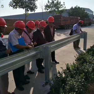 איכות גבוהה מטבל חם מגולוון כביש וגשר w קרן רכבת רכבת אישית מחיר המפעל הטוב ביותר מחסומי תנועה למכירה - Product Image 6