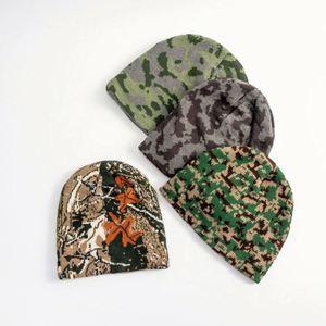 Custom Order Outdoor Street Style Acrylic Camouflage Jacquard <b>Leaf</b> Knitted Beanie Hat - Product Image 3