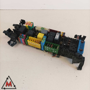 Centralina scatola fusibili A2465402714 Mercedes Classe A W176 12-18 usata 87993 - Product Image 1