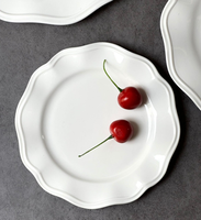 Assiette en céramique gaufrée rétro moderne française, bol à dessert, pudding et soupe en porcelaine haute résistance et haute température, vaisselle de luxe tendance